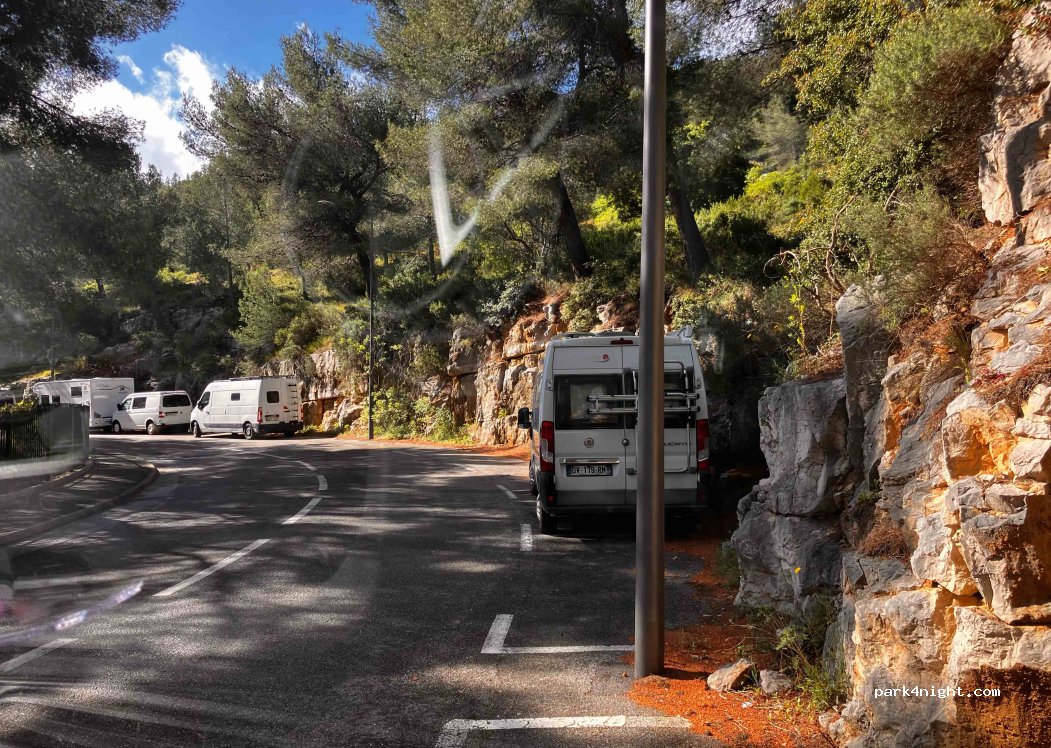 (13260) Cassis - Av. des Gorguettes — foto 5