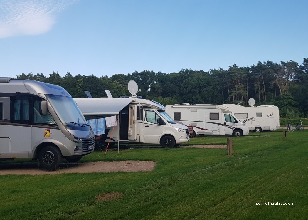Camperplaats Roerdalen — foto 2