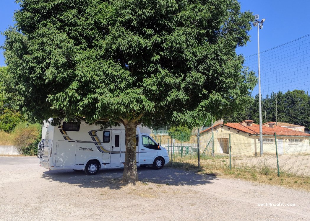 (13100) Aix-en-Provence - 235 Chemin des Bastides Bleues — foto