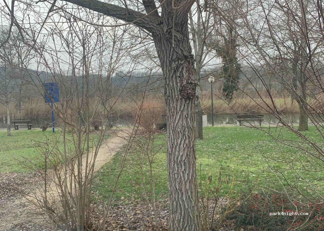 Aire de Camping-Car Joinville — foto 2