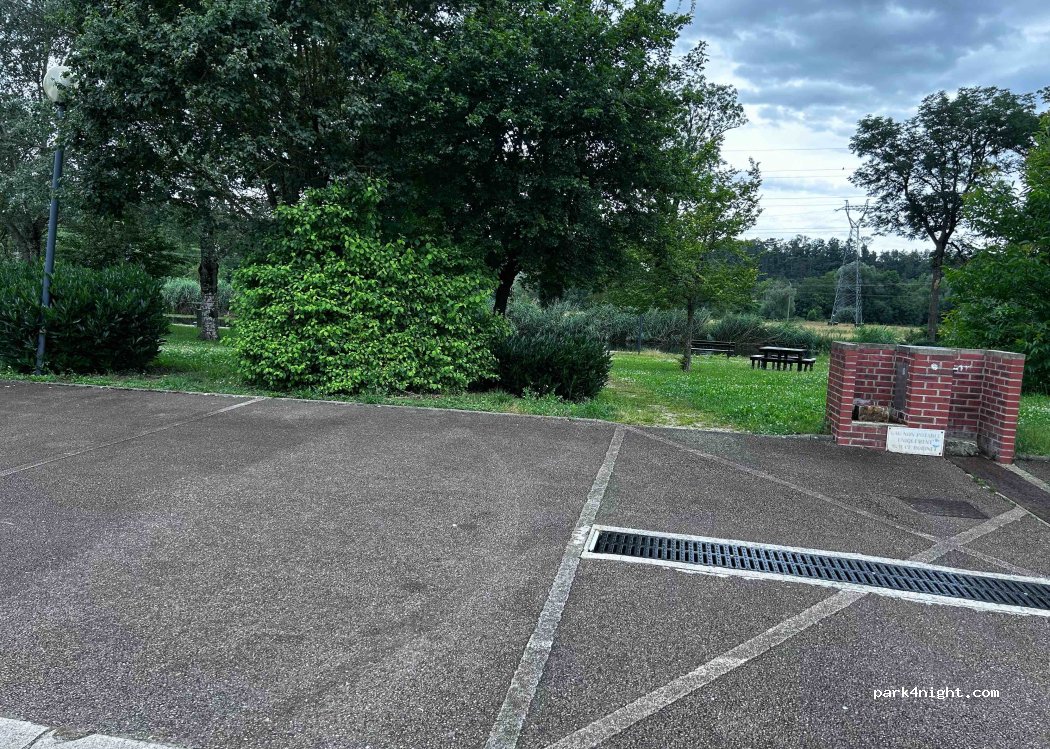 Aire de Camping-Car Joinville — foto 4