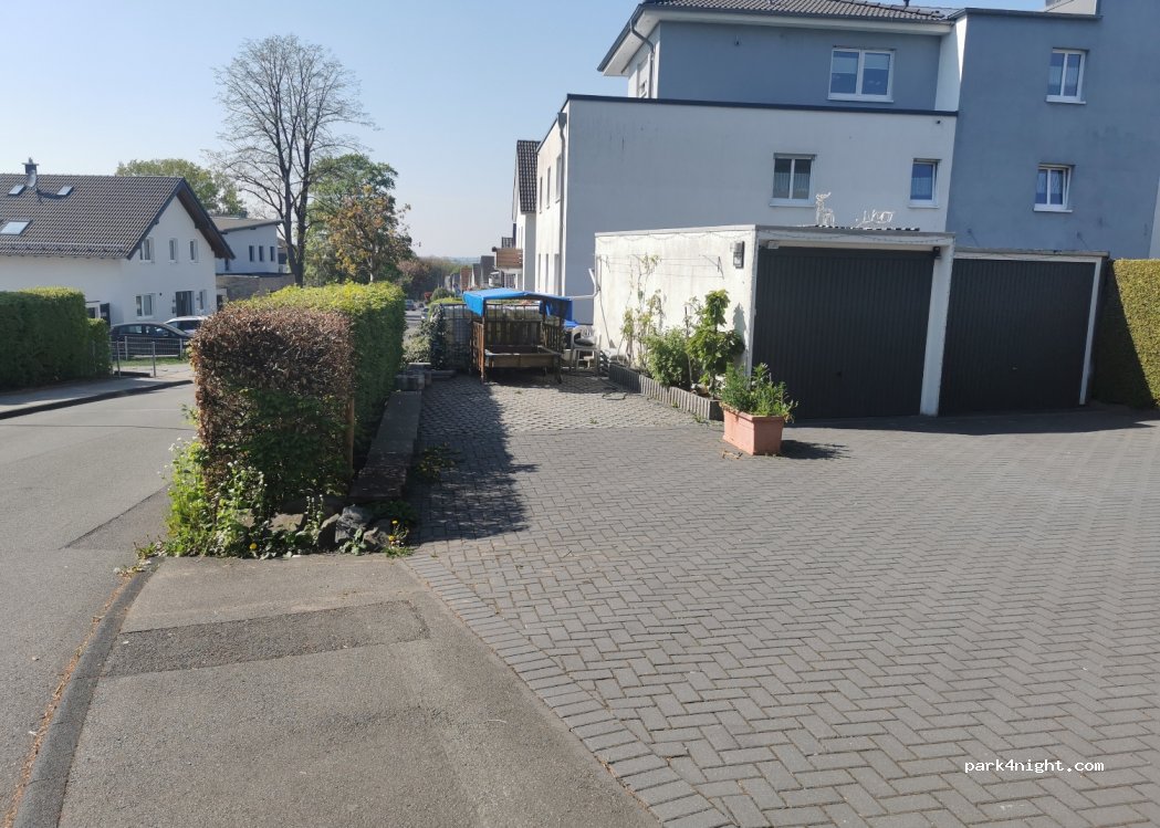 (42929) Wermelskirchen - 2 Vorm Eickerberg — foto 2