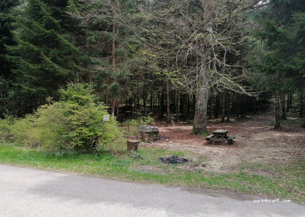(25140) Les Écorces - Unnamed Road — foto