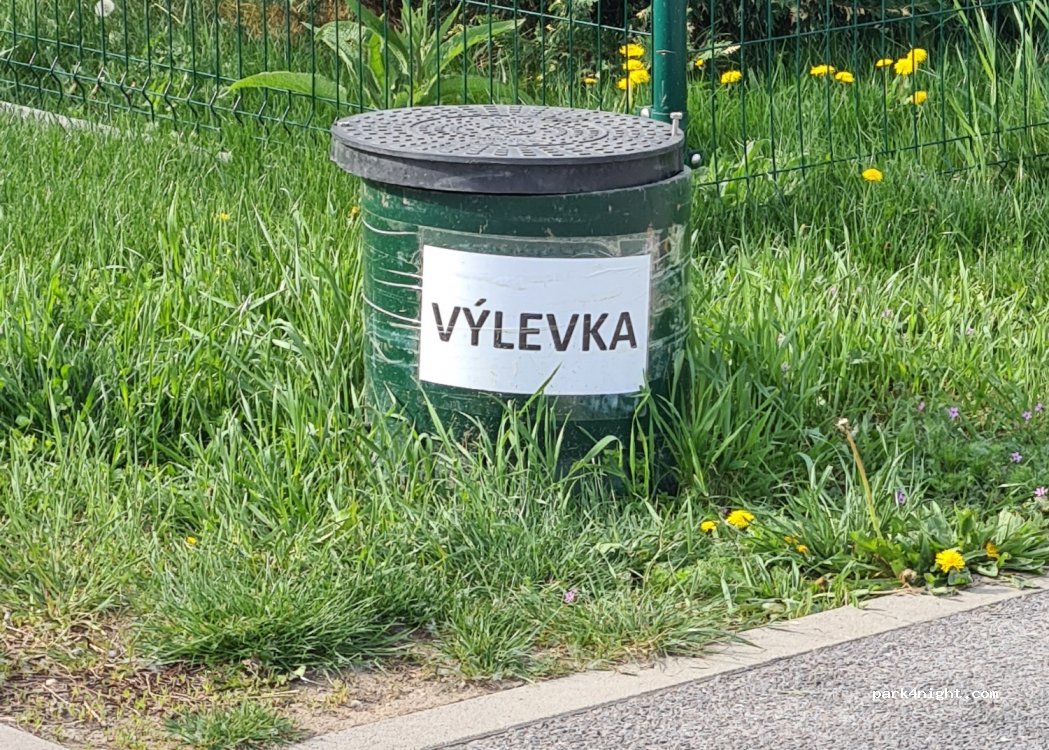 Parkovisko Thermal Nesvady — foto 3