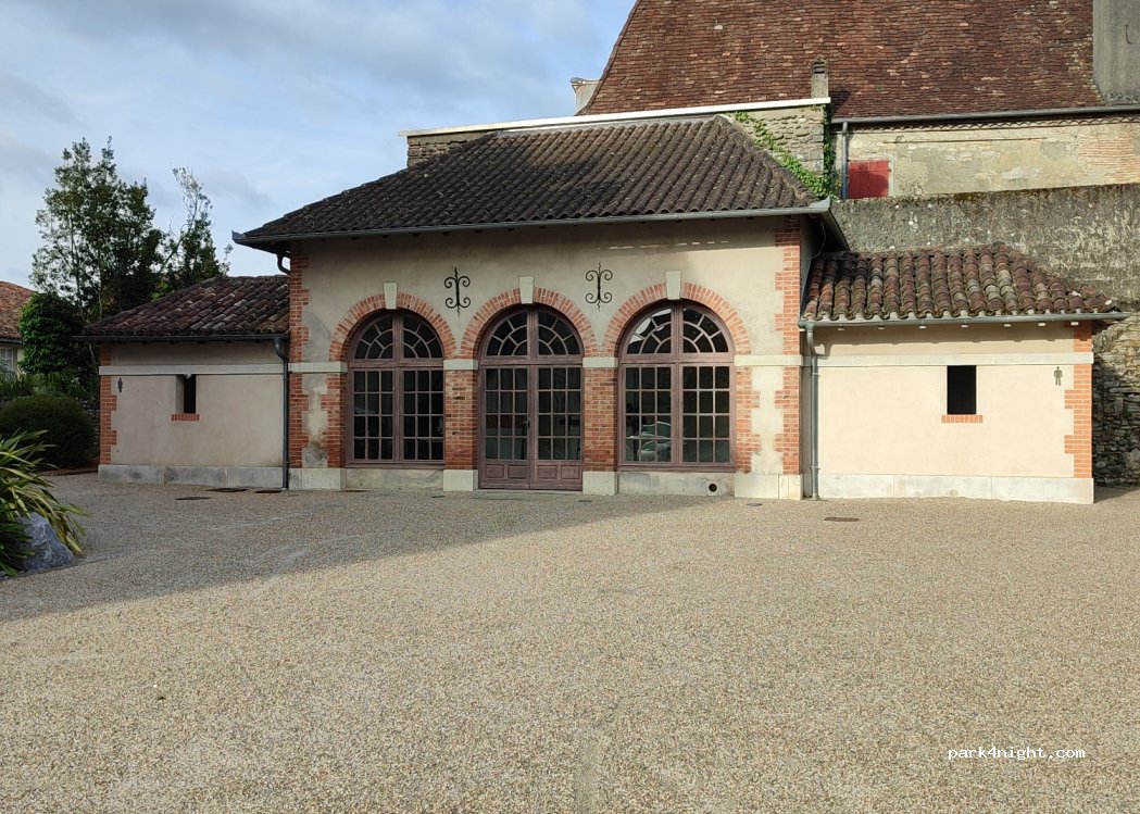 (64390) Sauveterre-de-Béarn - 2 Rue Pannecau — foto