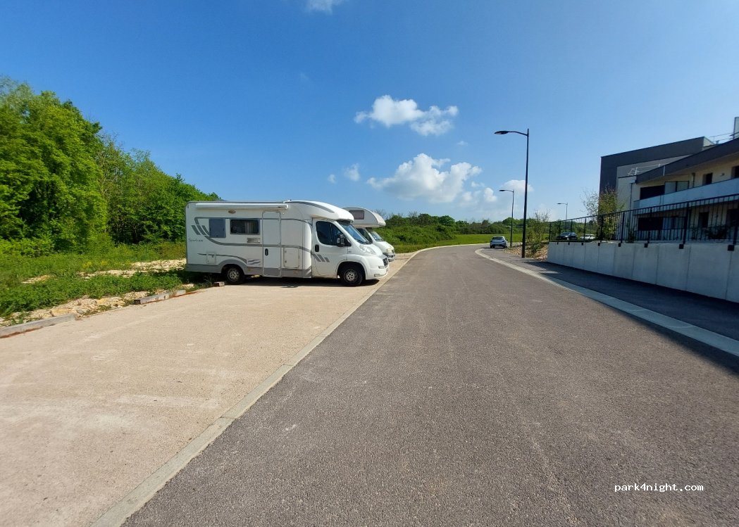 (25000) Besançon - 2 Rue René Laennec — foto