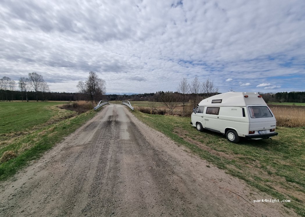 (516 93) Rångedala - Unnamed Road — foto 2