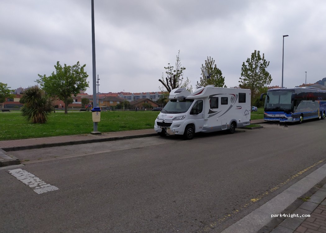 (39012) Santander - 5 Barrio San Román la Sierra — foto