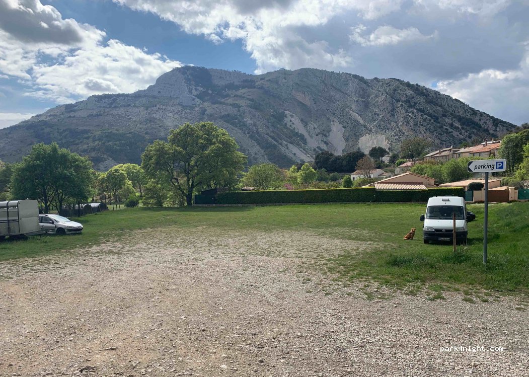 (06460) Escragnolles - 296 Chemin des Gallants — foto
