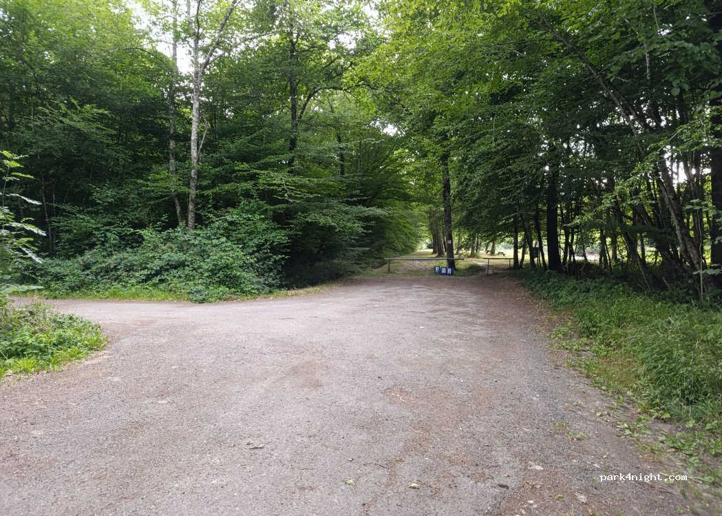 (18140) Argenvières - Unnamed Road — foto