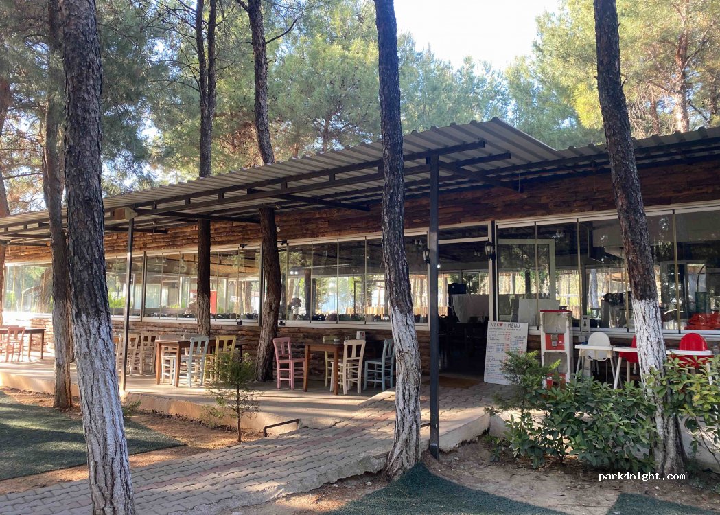 (35395) Buca - 158 Atatürk Caddesi — foto
