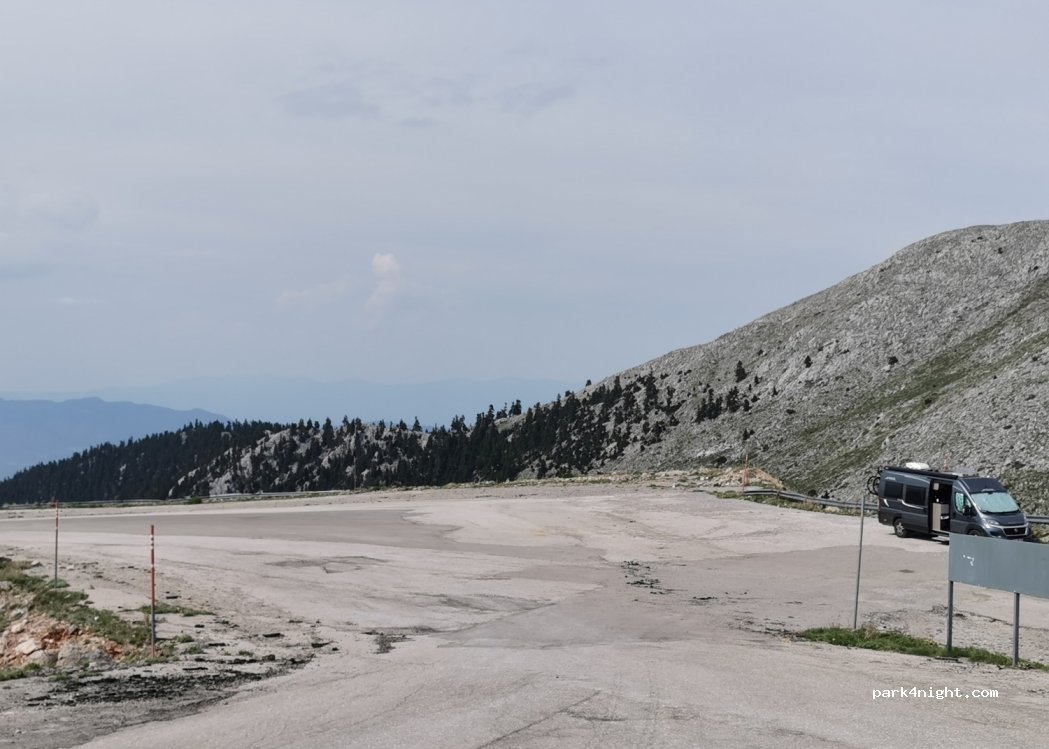 (350 15) Amfikleia Elateia - Unnamed Road — foto