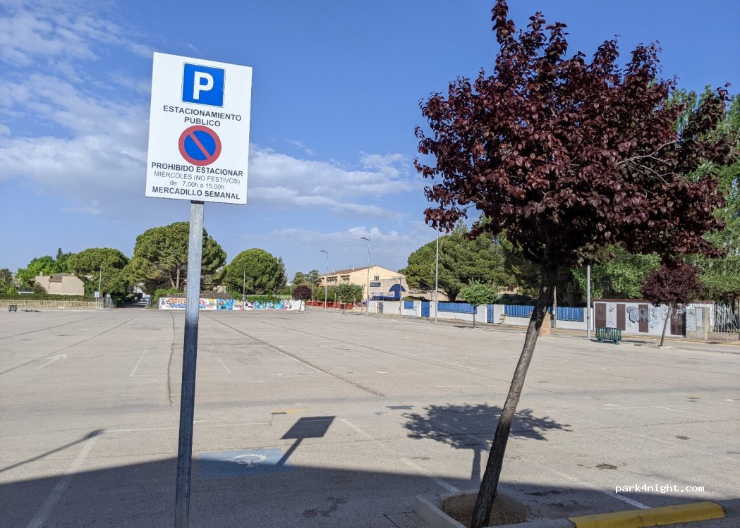 (45800) Quintanar de la Orden - 8 Avenida Anselmo Madero — foto