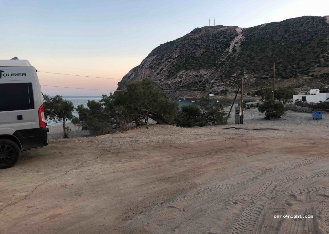 (848 00) Plaka - Unnamed road — foto