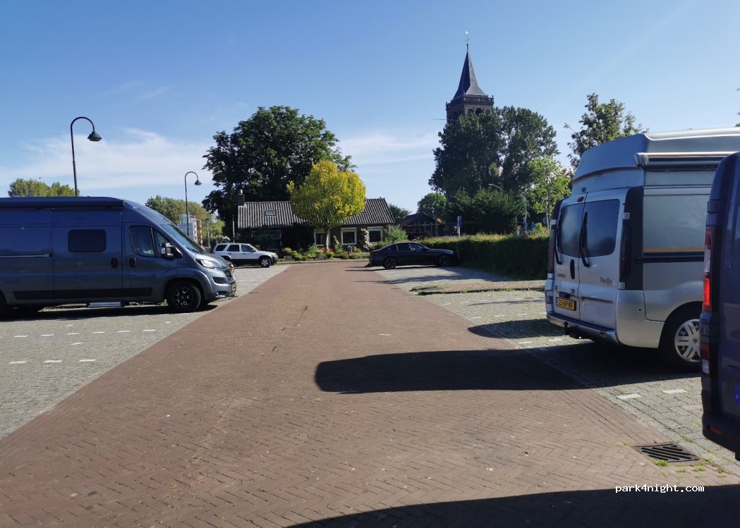 (1141 BT) Monnickendam - 14 Nieuwpoortslaan — foto