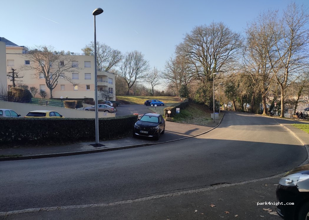 (44300) Nantes - 63 Rue du Port Durand — foto
