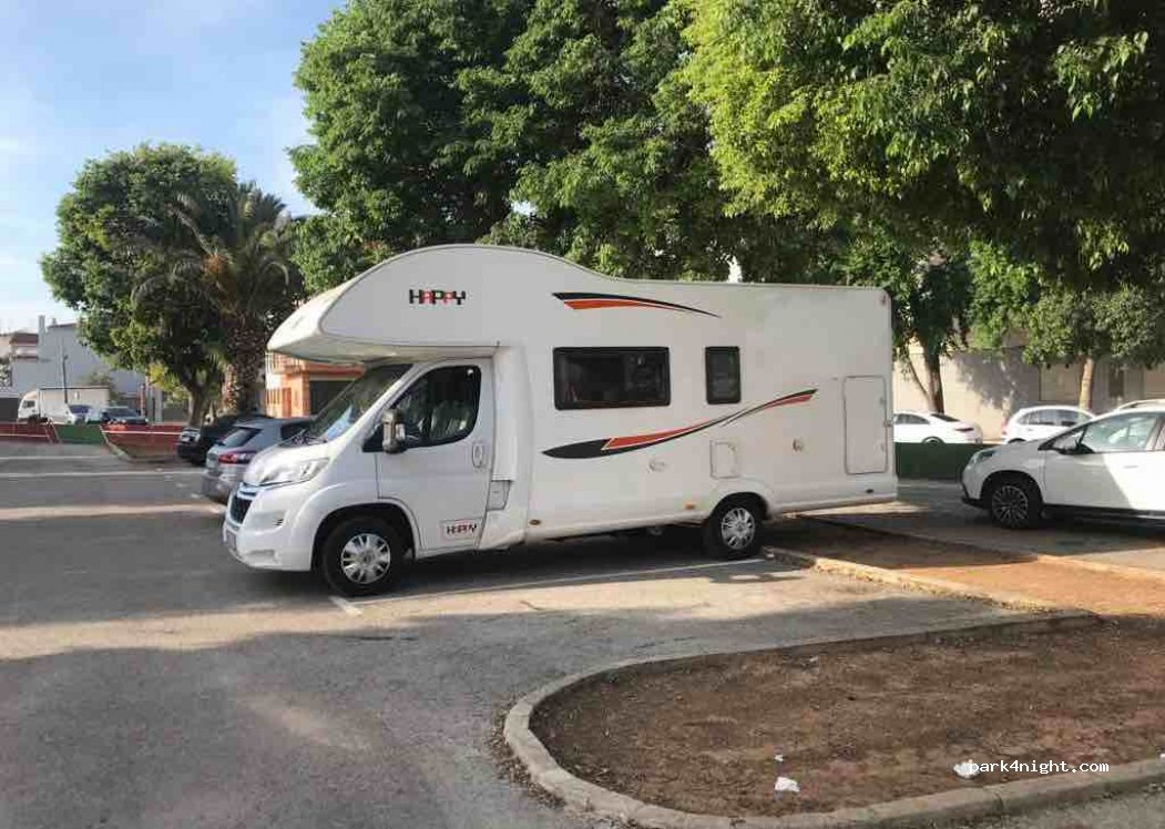 (46240) Carlet - 21 Plaza Perfecto García Chorne — foto