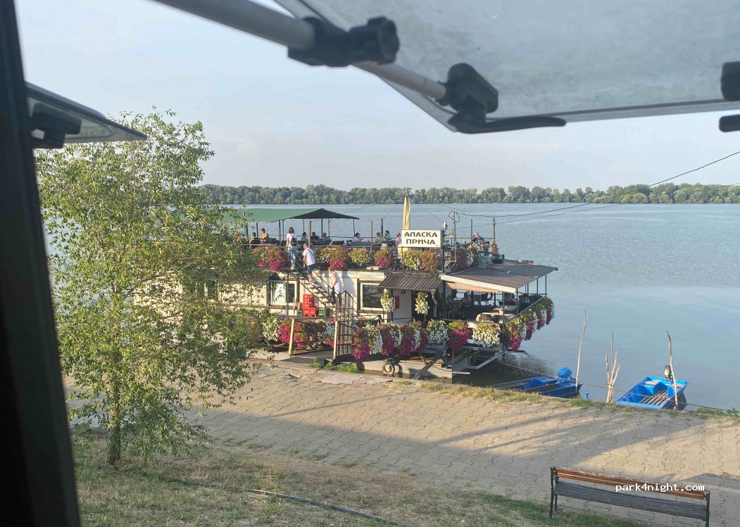 (11306) Grocka - 33 17. oktobra — foto