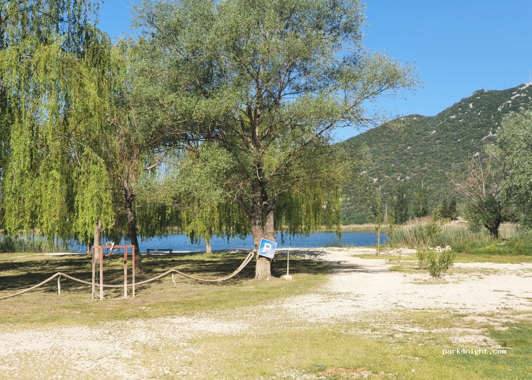 (20340) Peračko Blato - Unnamed Road — foto