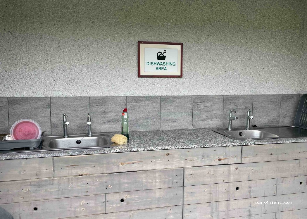Carlyon Bay Camping Park — foto 2