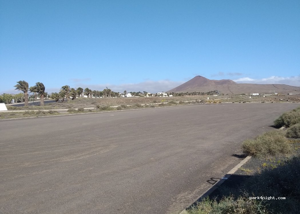 (35508) Teguise - 15 Calle Jarama — foto