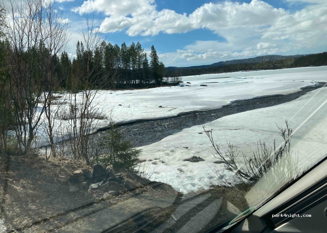 (833 98) Gäddede - Unnamed Road — foto