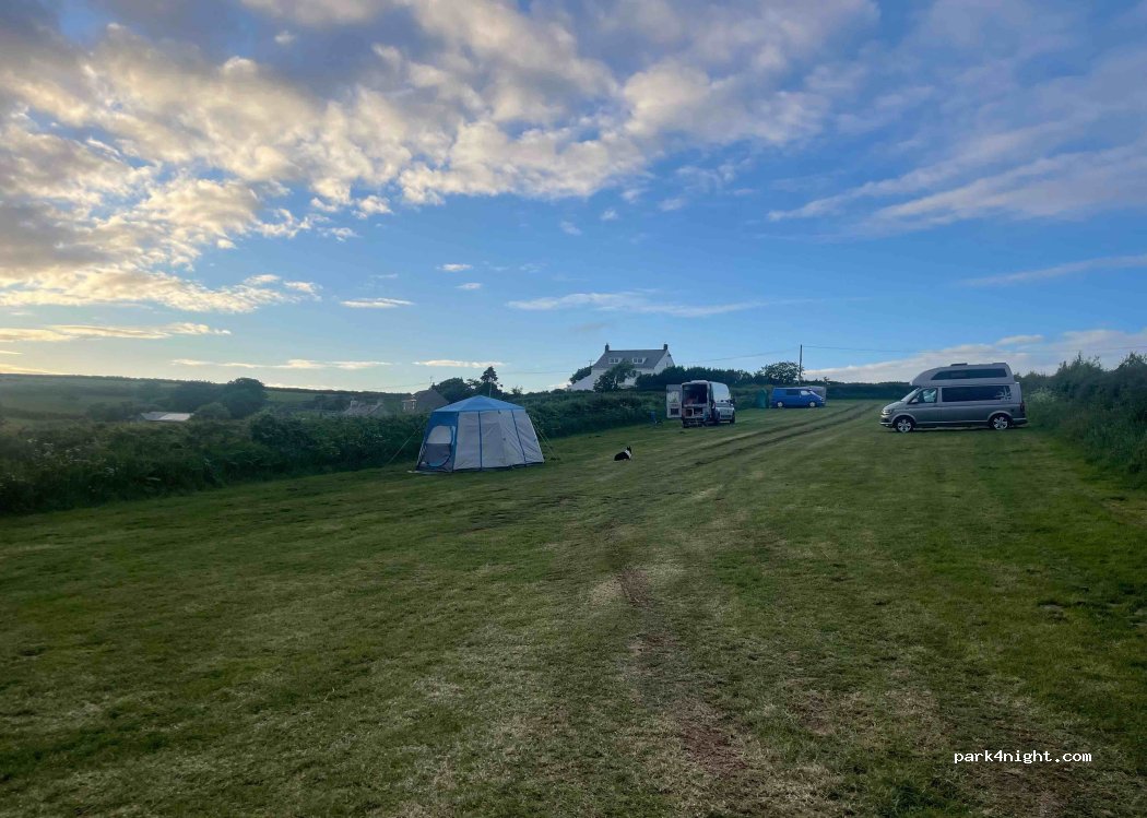E & J Beynon & Son - Eastern Slade Farm — foto 2