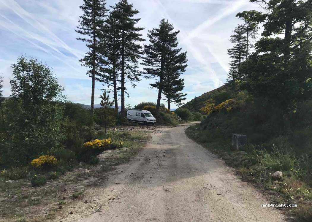 (6270) Loriga - Unnamed Road — foto