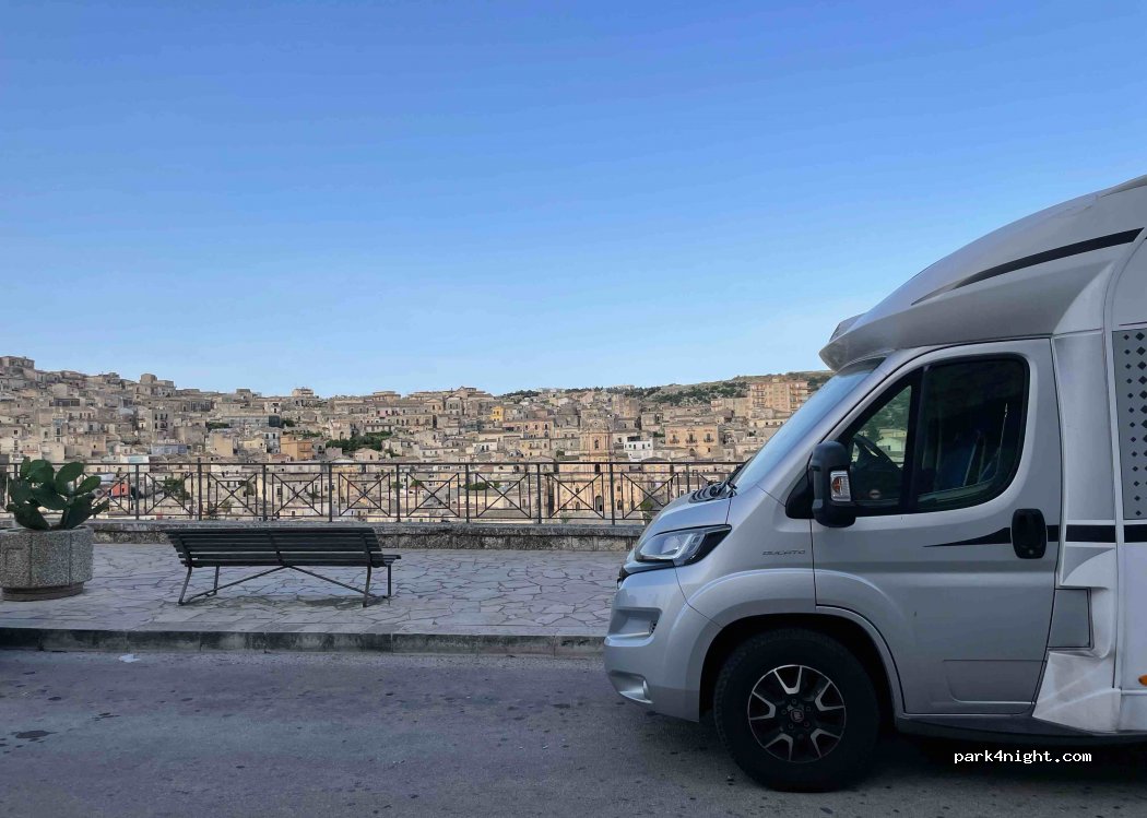 (97015) Modica - 69 Via San Benedetto da Norcia — foto 2
