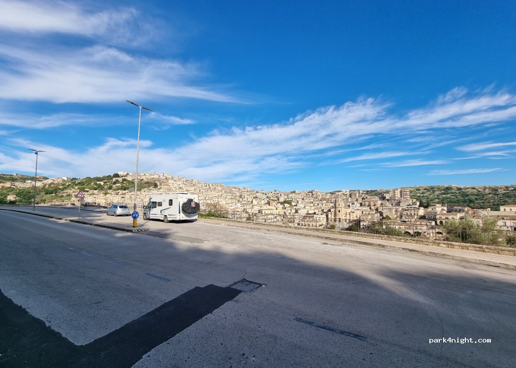 (97015) Modica - 69 Via San Benedetto da Norcia — foto 4