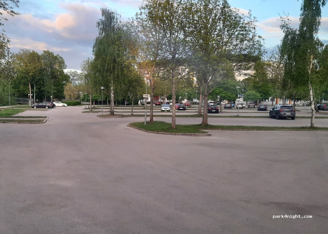 (752 28) Uppsala - 1 Fyrisvallsgatan — foto