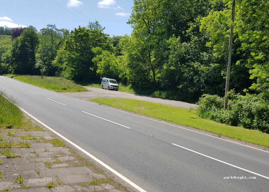 (SA19) Llanwrda - A482 — foto