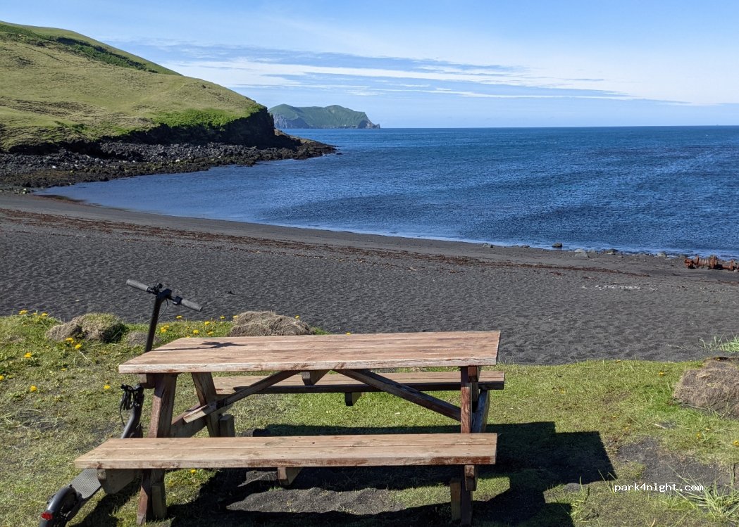 (CP37+98V) Stórhöfði - Unnamed Road — foto