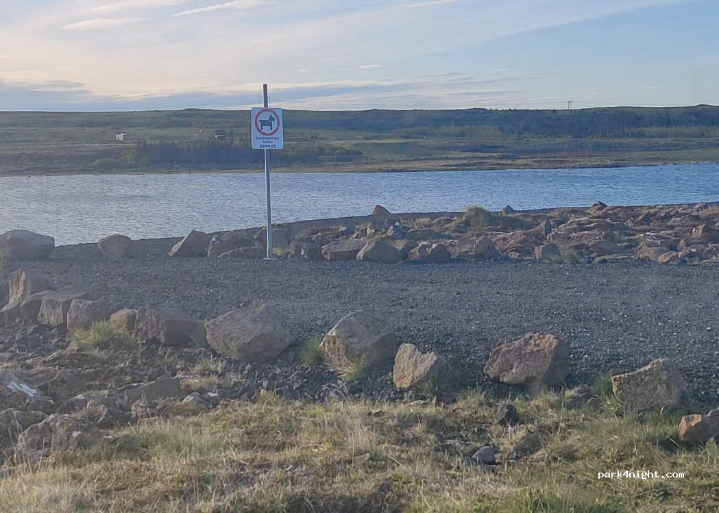 Njardvik - — foto