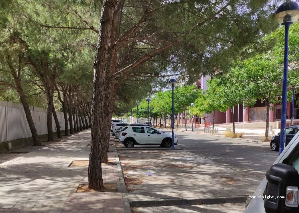 (41092) Sevilla - C. Enriquez de Ribera — foto