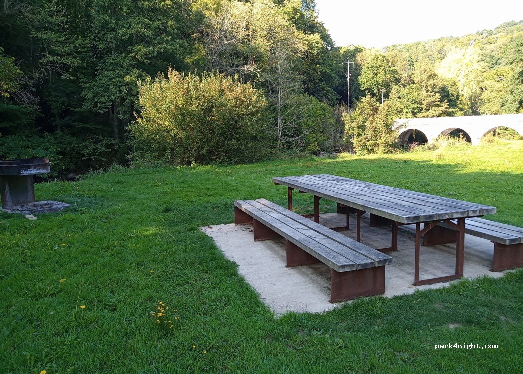 (22260) Saint-Clet - D65 — foto 2
