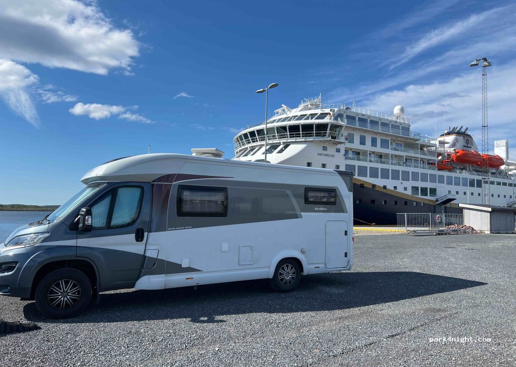 (8907) Brønnøysund - 17 Gårdsøy vei — foto
