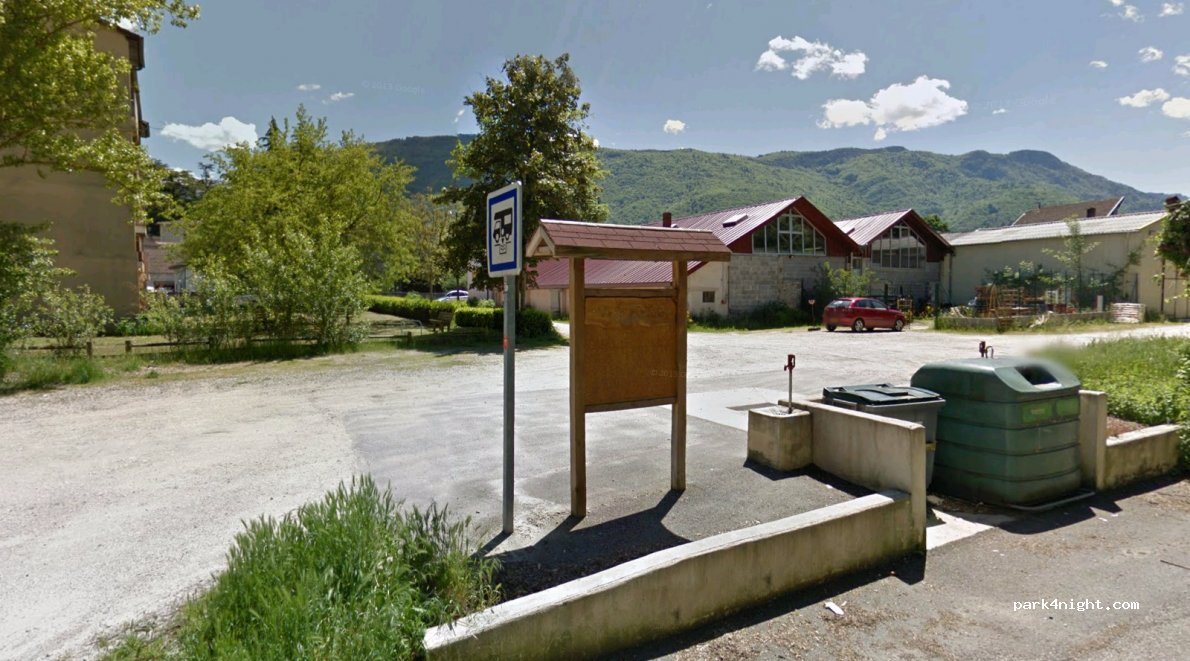 (26190) Saint-Jean-en-Royans - Rue de la Gare — foto