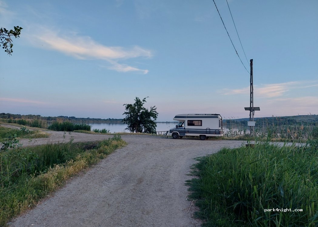 (807335) Vlădești - — foto