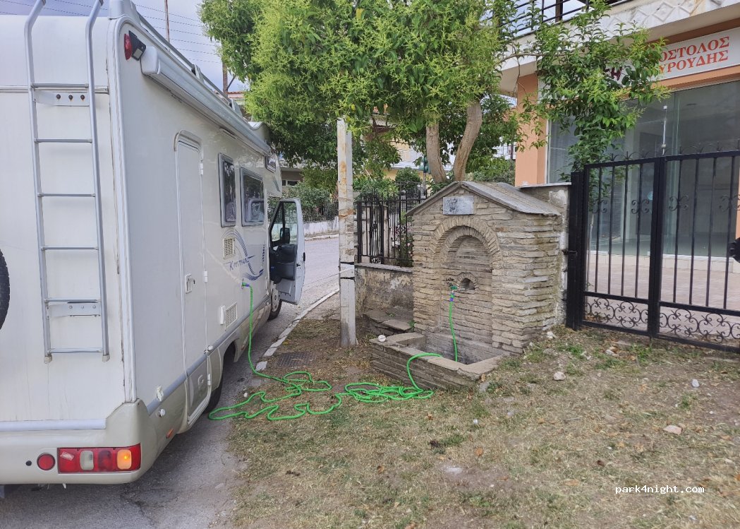 (640 01) Agios Christoforos - 3 Serron — foto