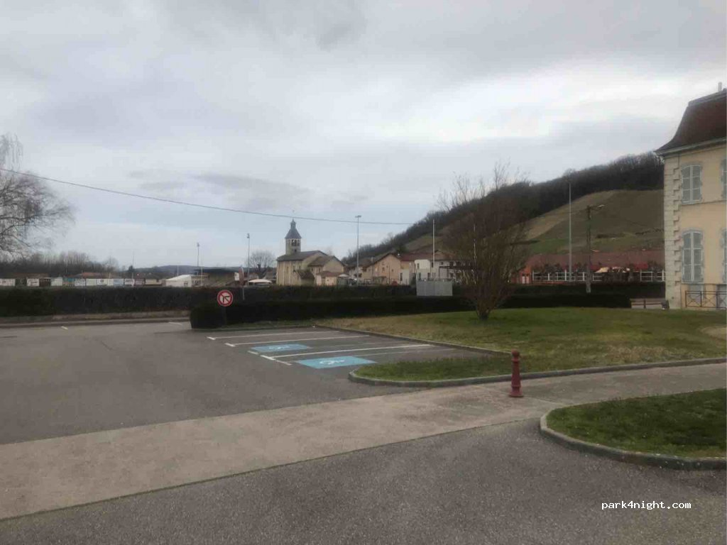 (38300) Saint-Savin - 1-31 Rue de la Poste — foto 2