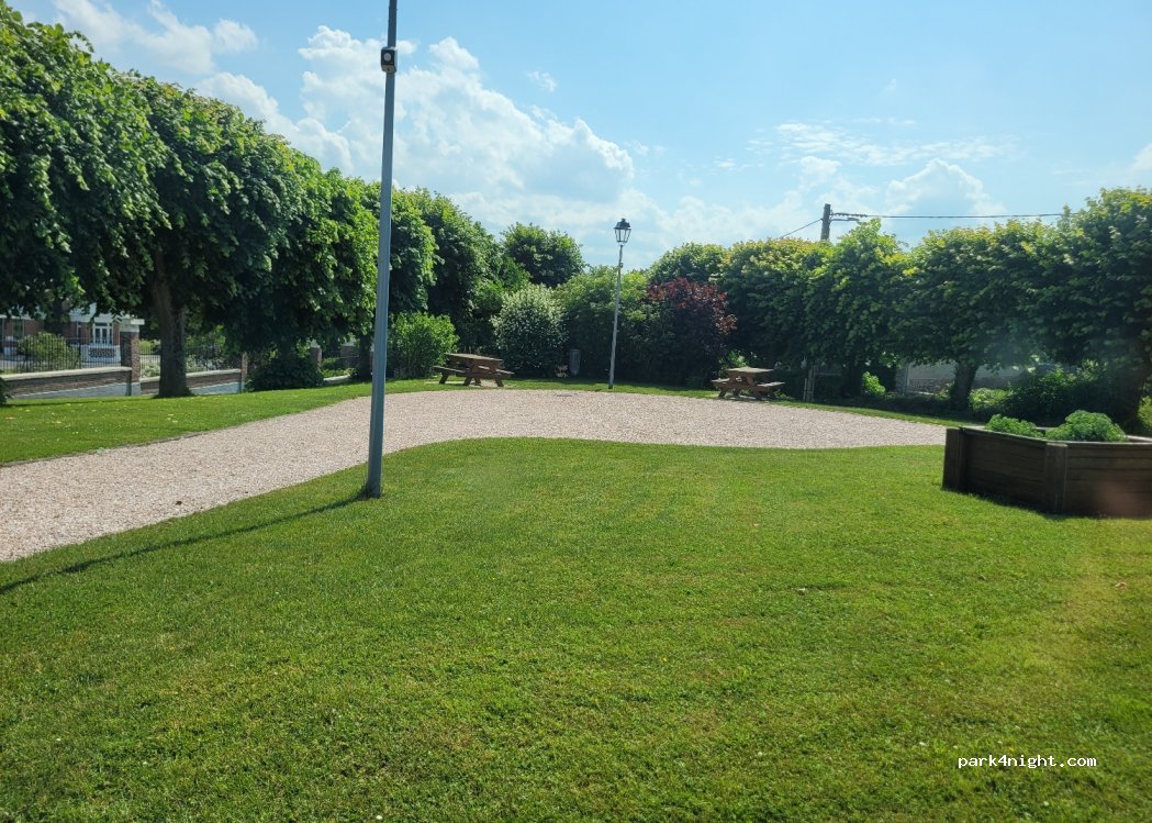 (80110) Domart-sur-la-Luce - 2 Rue du Pont — foto