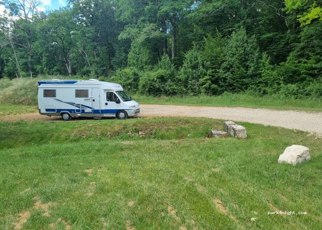 (21290) Essarois - Unnamed Road — foto