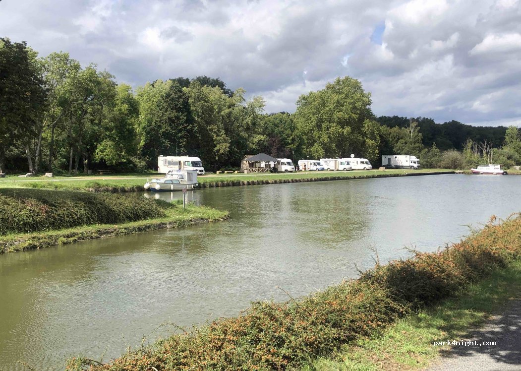 (03230) Beaulon - Route de Chevagnes — foto 5