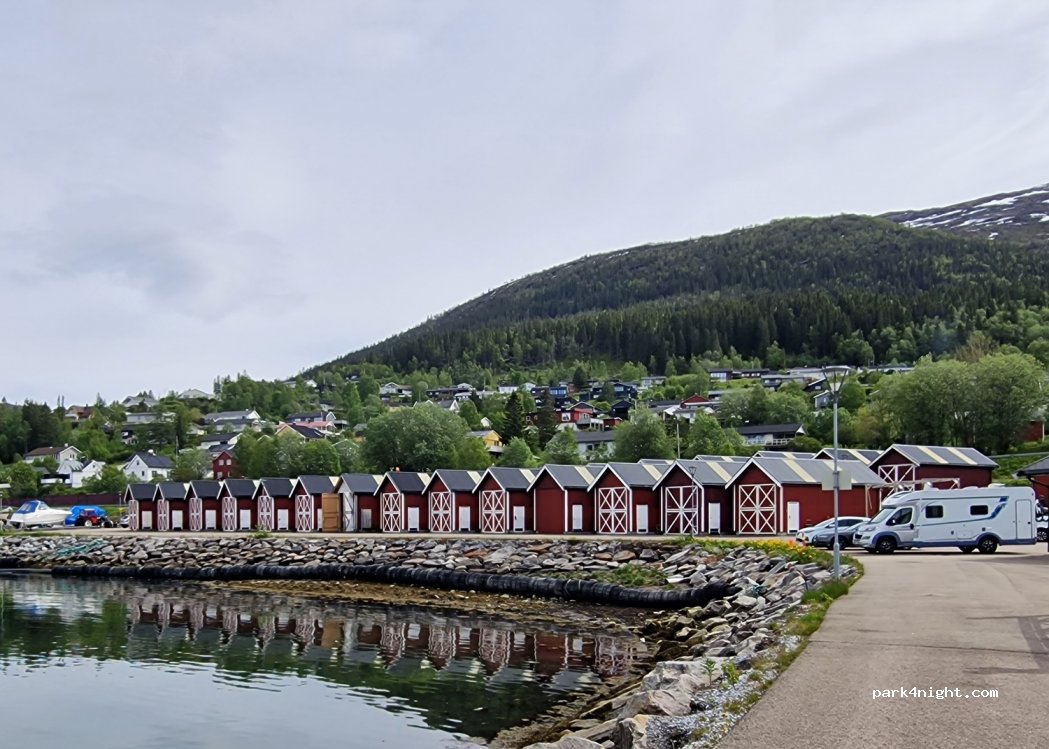 (8618) Mo i Rana - 252 Sørlandsveien — foto