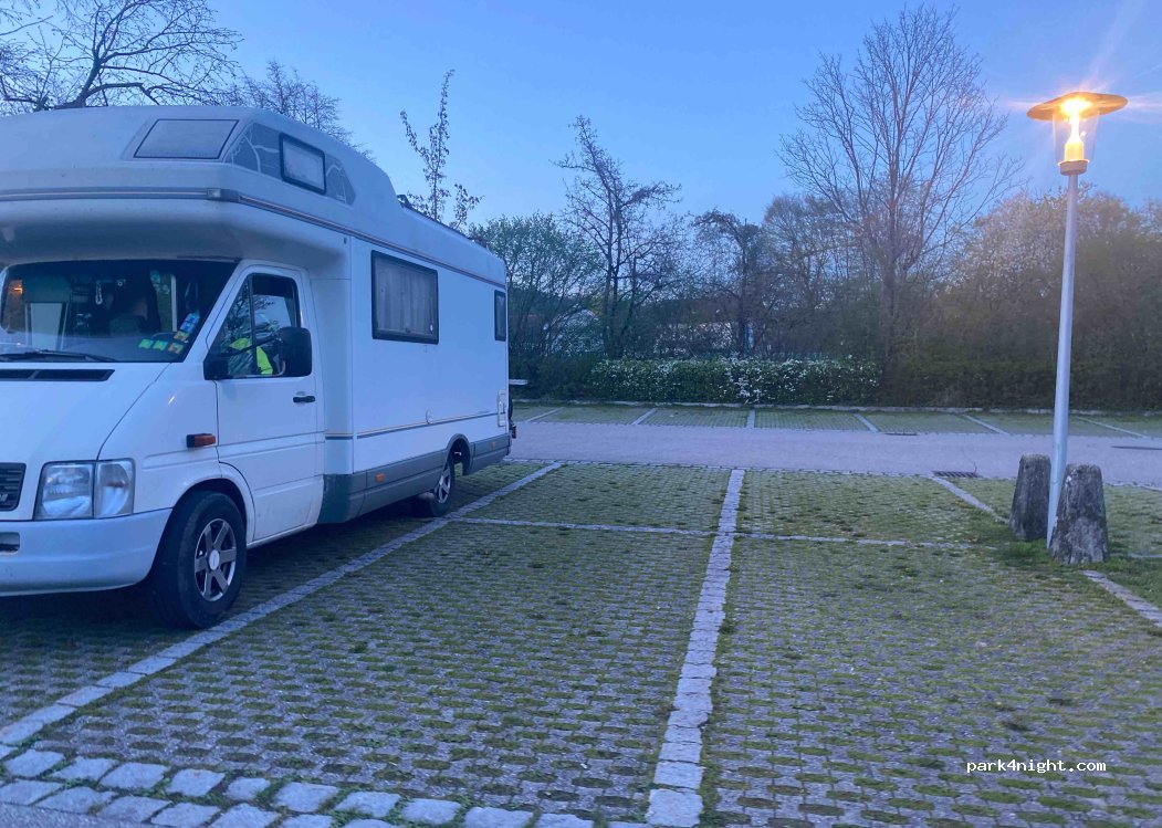 (84489) Burghausen - 8 Tittmoninger Straße — foto 3