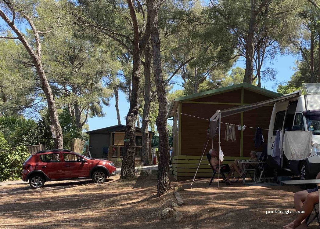Camping du Pin de Galle — foto