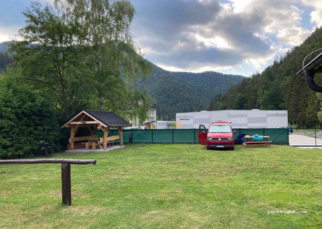 Speleocamping Malužiná — foto