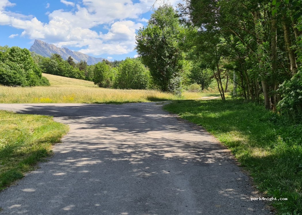 (05250) Le Dévoluy - 28 Route des Gillardes — foto 4