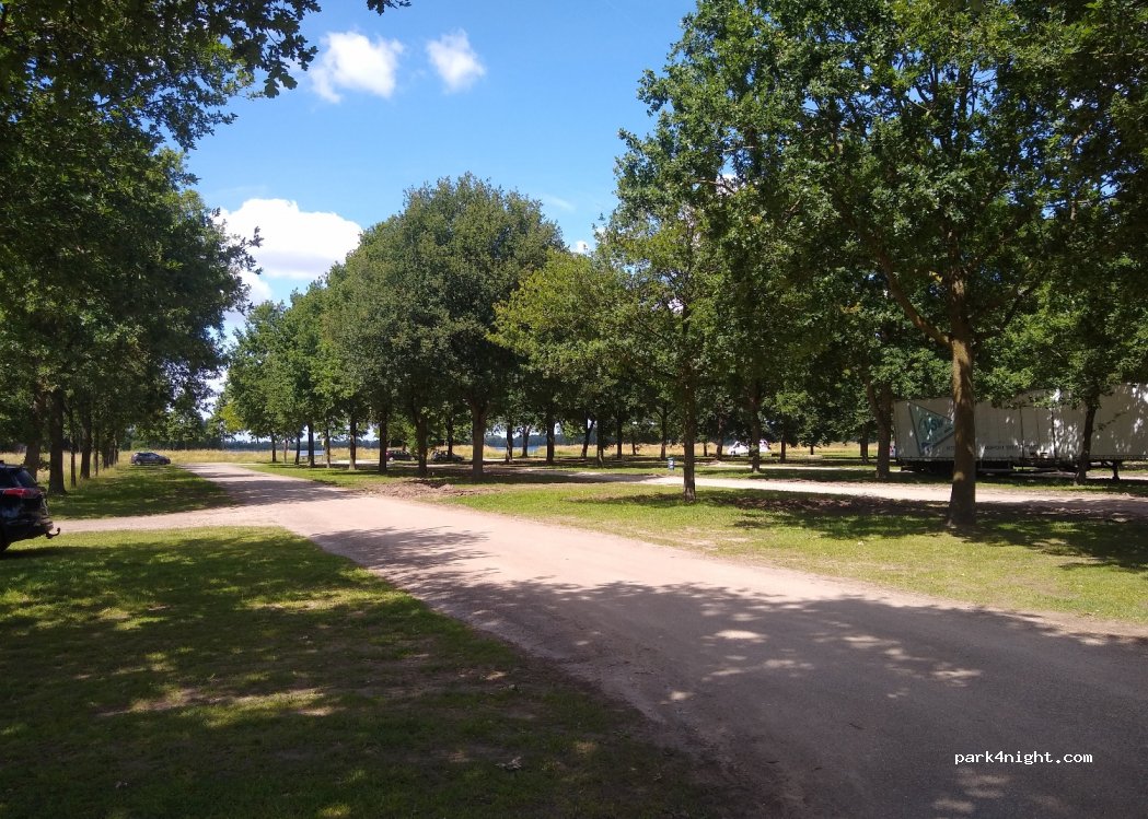 (P63X+2J) Vlijmen - 1 Meerheuvelweg — foto